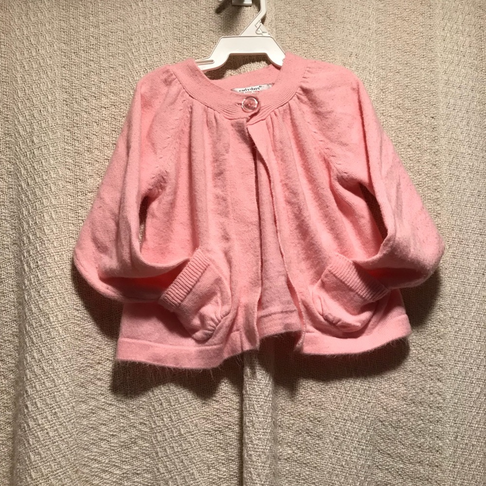 👶Delicate pink baby sweater👶